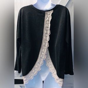 Eyeshadows brand Ladies top size M